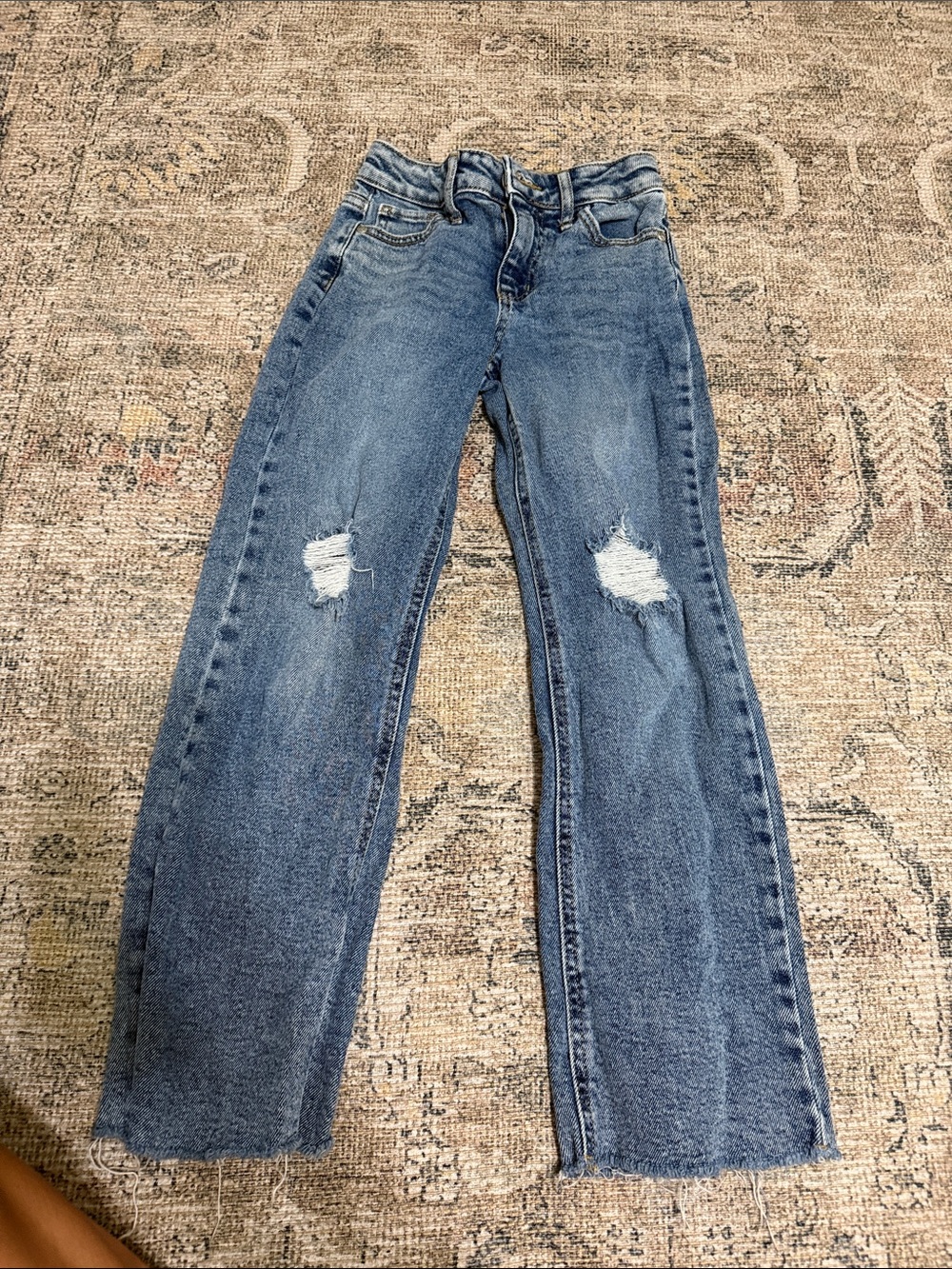 Girl’s Straight Leg Raw Hem jeans